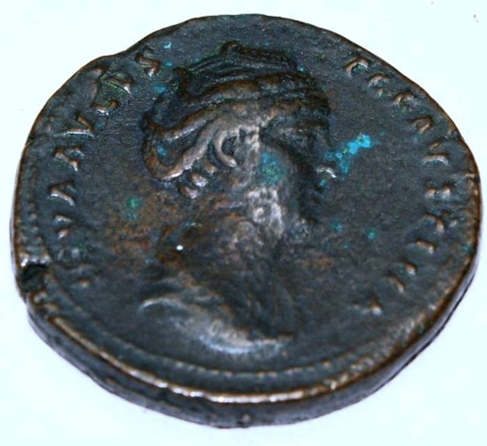 Help-With-Ancient-ID-|-Faustina-Sestertius---Repro?